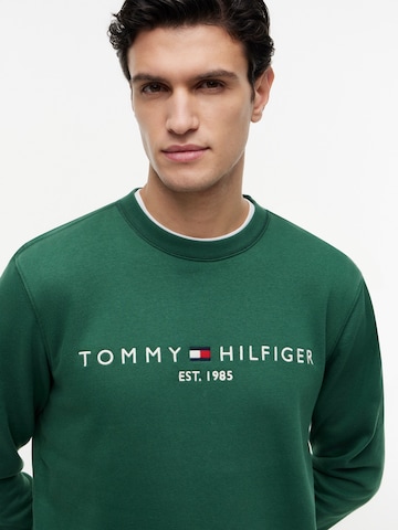 TOMMY HILFIGER Суичър в зелено