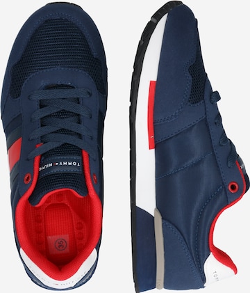 TOMMY HILFIGER Sneaker in Blau