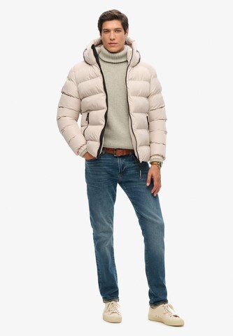 Superdry - Casaco de inverno em cinzento