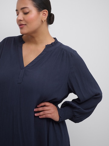 Robe 'Miriam' KAFFE CURVE en bleu