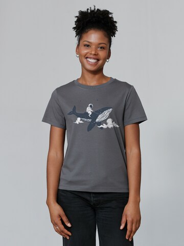 Watapparel Shirt 'Spacewhale' in Grijs: voorkant