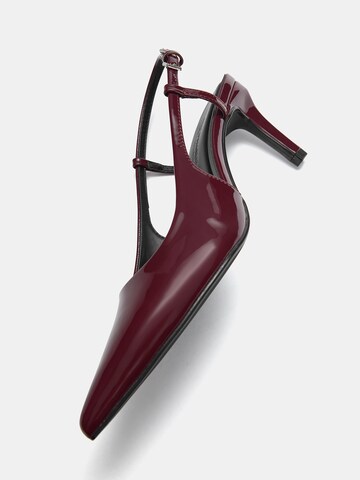 Escarpins à bride arrière Pull&Bear en rouge
