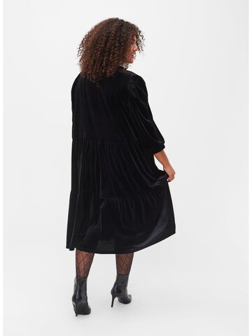 Zizzi Kleid in Schwarz