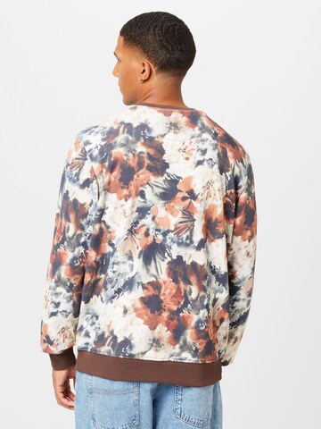GUESS Sweatshirt in Brown