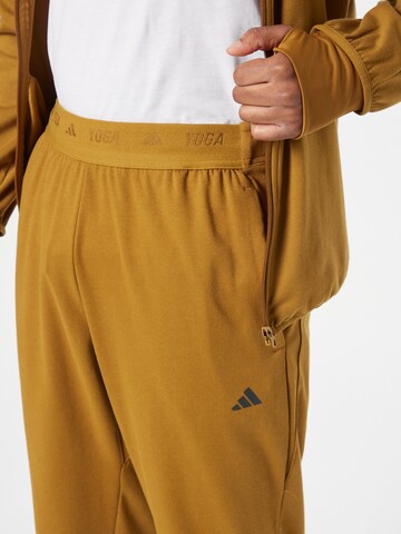 ADIDAS PERFORMANCEregular Sportske hlače 'Base ' - smeđa boja