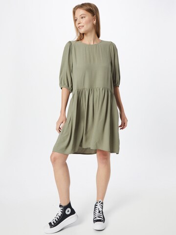 Robe 'Reya' mbym en vert : devant