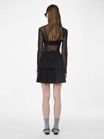 PIECES Rock 'Mimi' in Schwarz