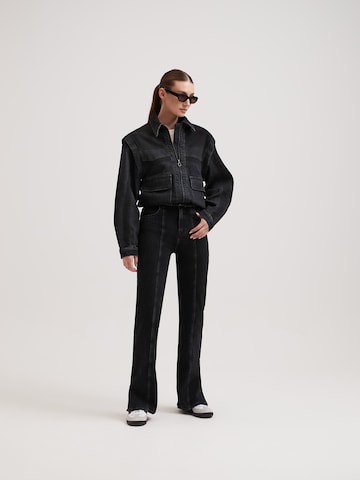 RÆRE by Lorena Rae Between-Season Jacket 'Camille' in Black