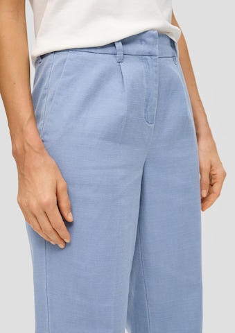 s.Oliver Wide leg Pleat-front trousers in Blue