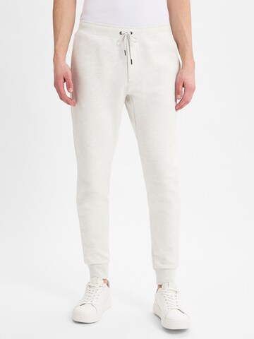 Effilé Pantalon Polo Ralph Lauren en blanc : devant