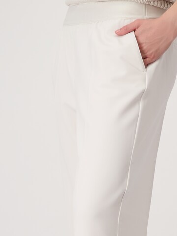 monari Regular Hose in Beige