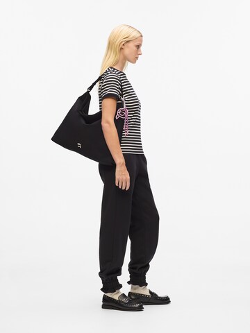 Karl Lagerfeld - Mala de ombro em preto: frente