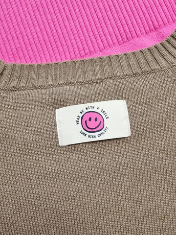 LIKS. Munich Sweater 'AllyC' in Beige
