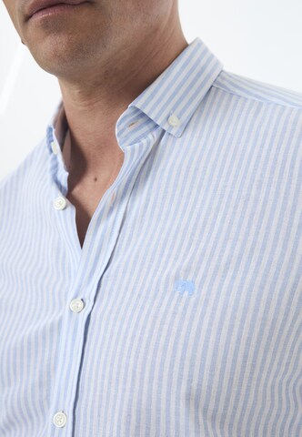 Coupe regular Chemise Jimmy Sanders en bleu