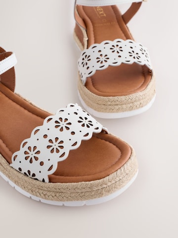 Next Sandaalit värissä valkoinen