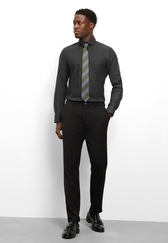 OLYMP Regular fit Button Up Shirt in Black