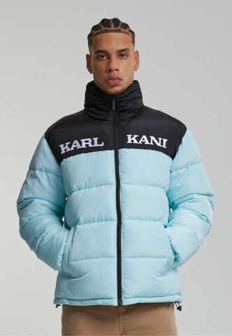 Karl Kani - Casaco de inverno 'Retro Essential' em azul: frente