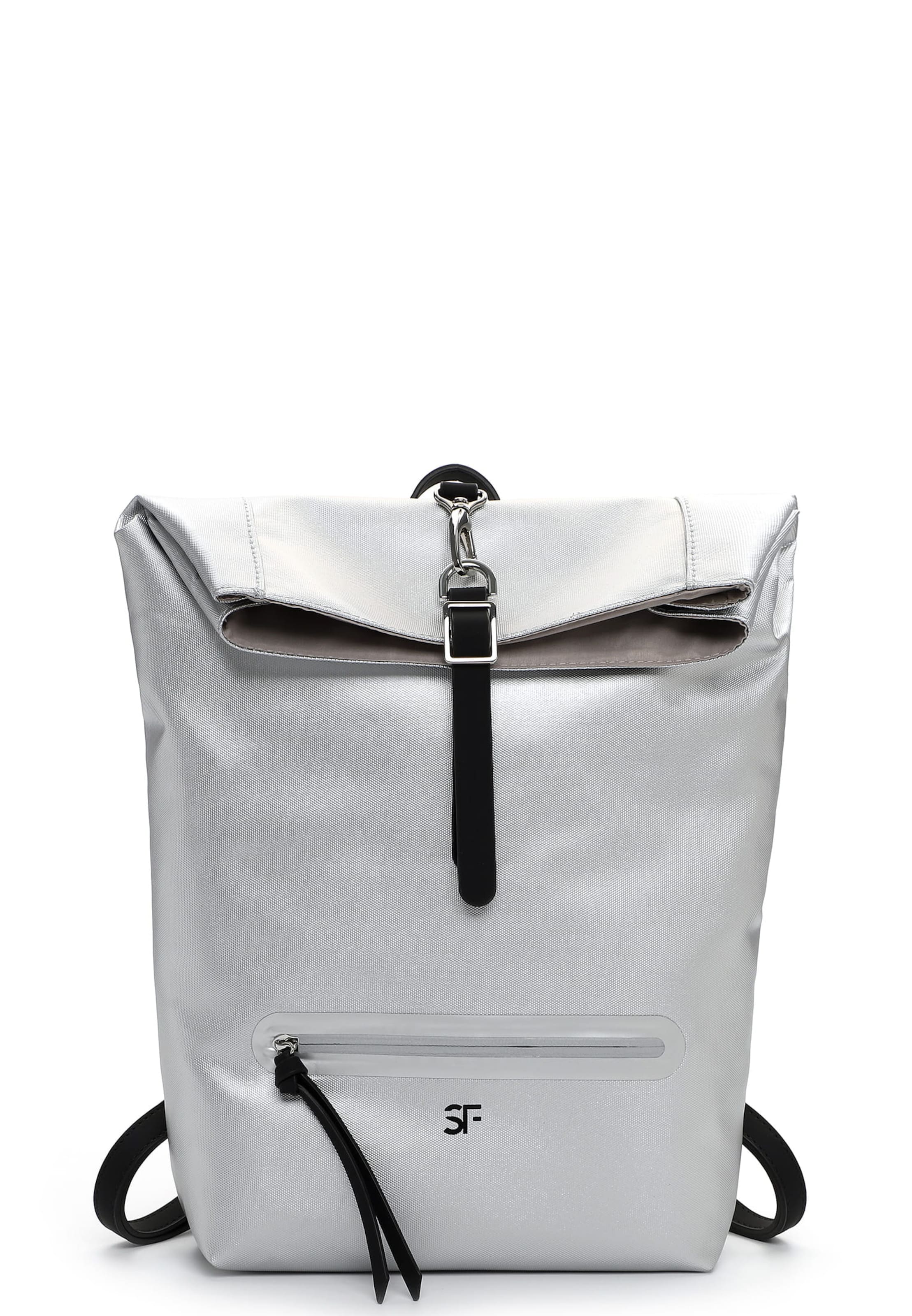 Suri Frey Rugzak 'Lanny' in Zilver: voorkant