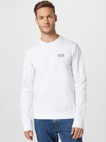 Sweat-shirt EA7 Emporio Armani en blanc : devant