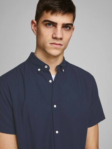 Coupe slim Chemise JACK & JONES en bleu