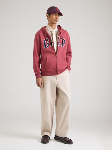 raudona GAP Džemperis 'HERITAGE'