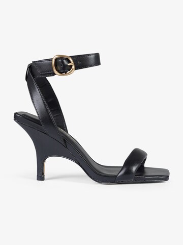 CARRANO Hochhackige Sandalen in Schwarz: Vorderseite