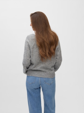 VERO MODA - Jersey 'VMTEAK' en gris
