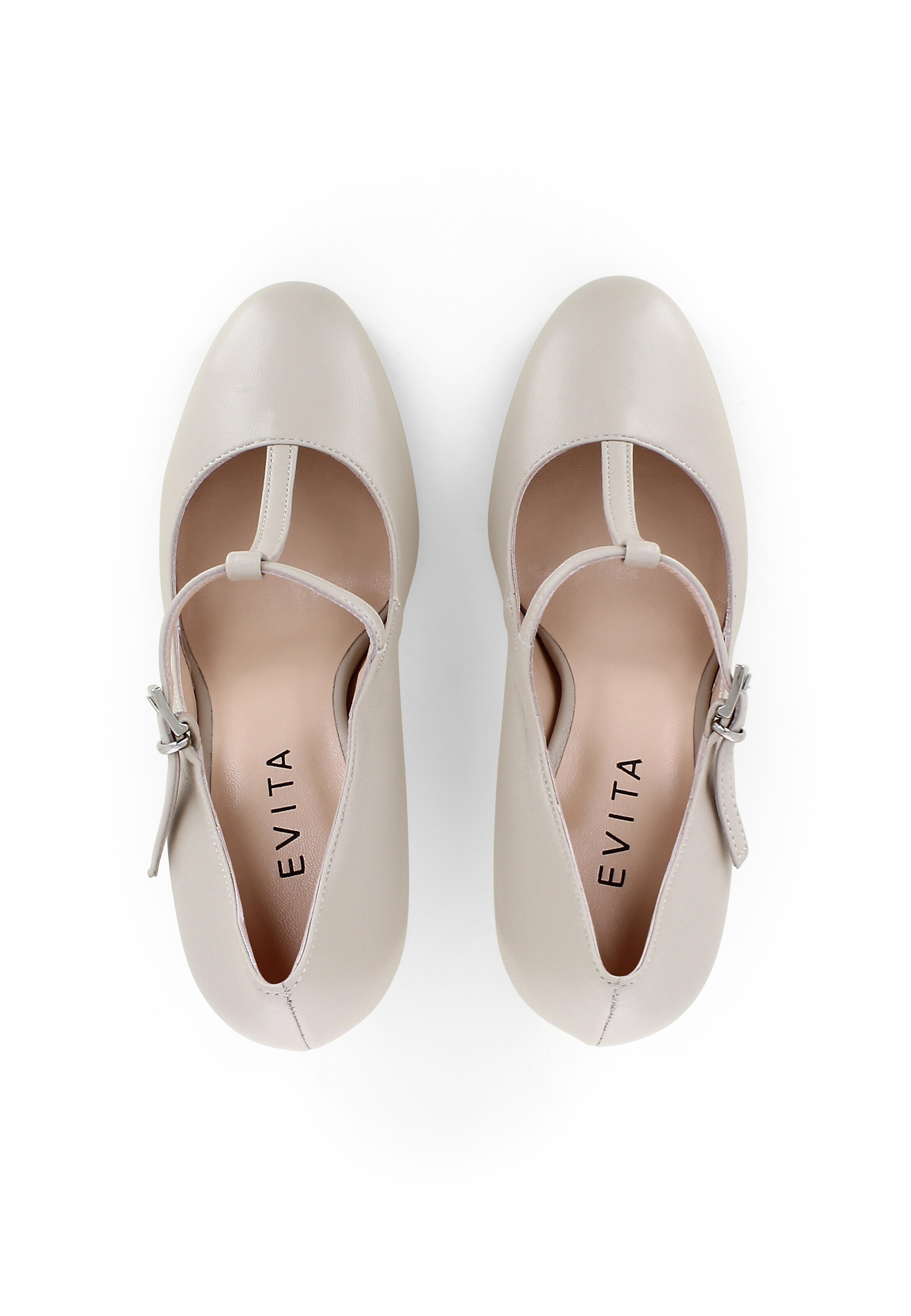 EVITA Pumps 'Cristina' in Beige ABOUT YOU