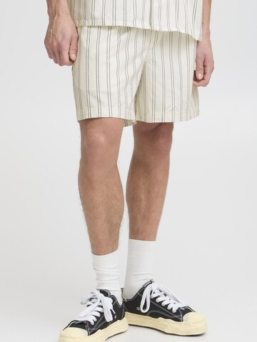 !Solid - Loosefit Pantalón 'SDAlann' en blanco: frente