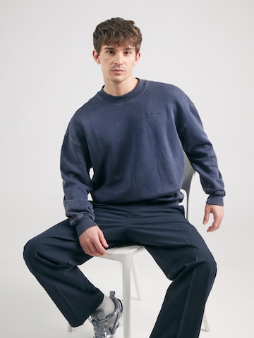 HOLLISTER Sweatshirt i blå: framsida