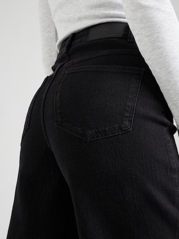 Noisy may Regular Jeans 'LIRA' i svart