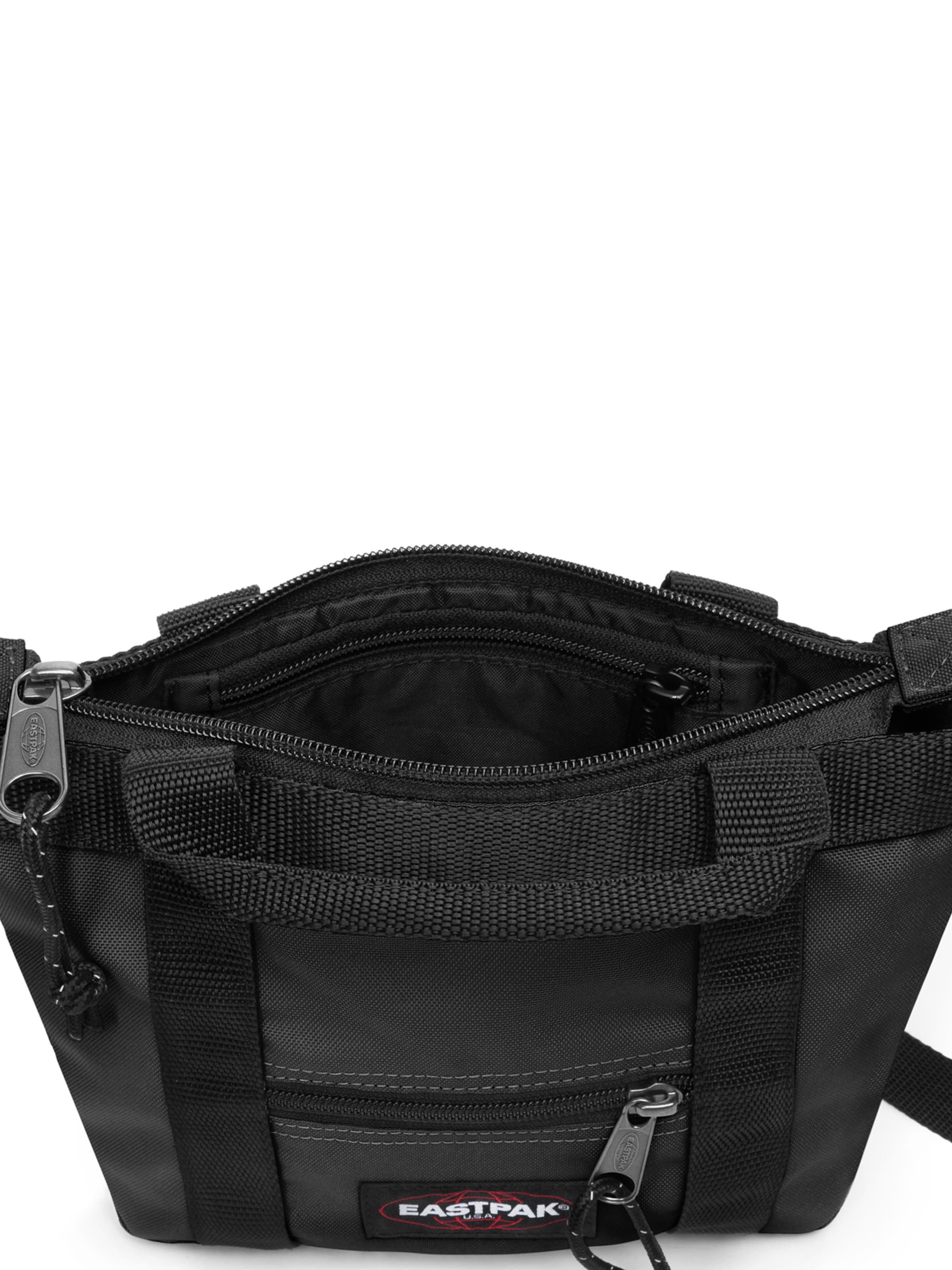 EASTPAK Τσάντα ώμου 'Travel Tote Mini' σε μαύρο