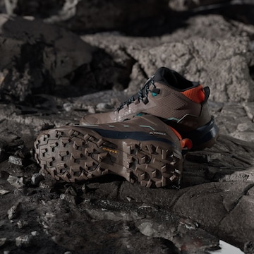 ruda ADIDAS TERREX Auliniai batai 'Skychaser AX5'