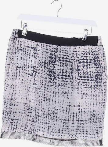 Iheart Skirt in M in Grey: front