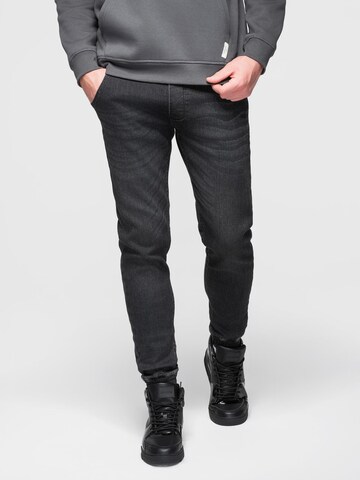 Ombre Regular Pants in Black