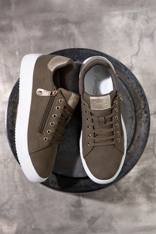 Aniston Sneaker in Grün