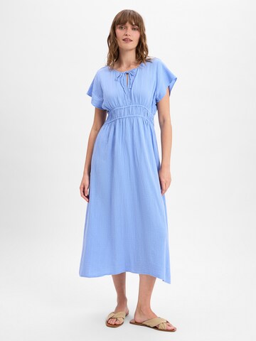 Marie Lund Dress in Blue: front
