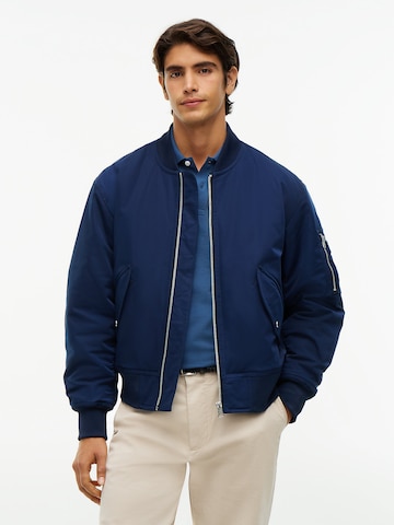 TOMMY HILFIGER Jacke in Blau: Vorderseite
