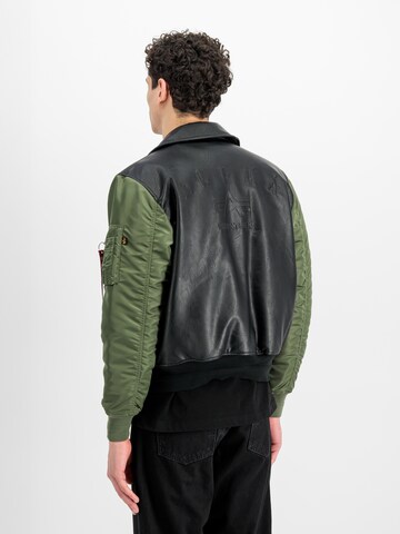 ALPHA INDUSTRIES Jacke 'Cwu Fl Mod' in Grün: Rückseite