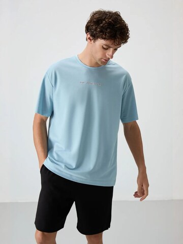 Tommy Life T-Shirts in Blau