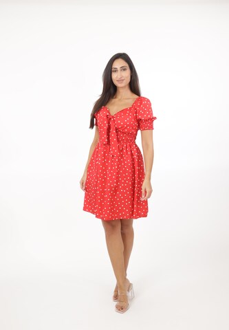 Elara Kjole i rød: forside