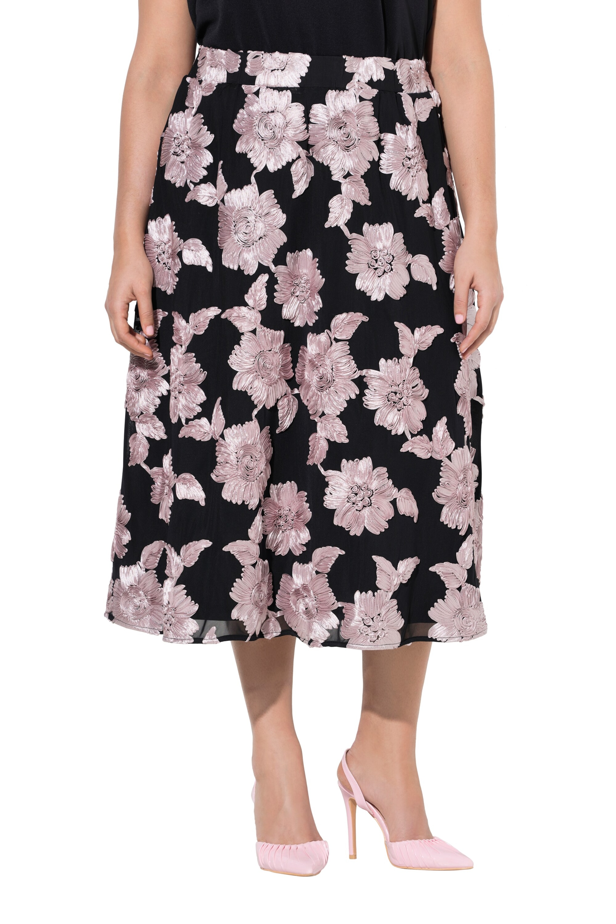 Ulla Popken Skirt in Black: front