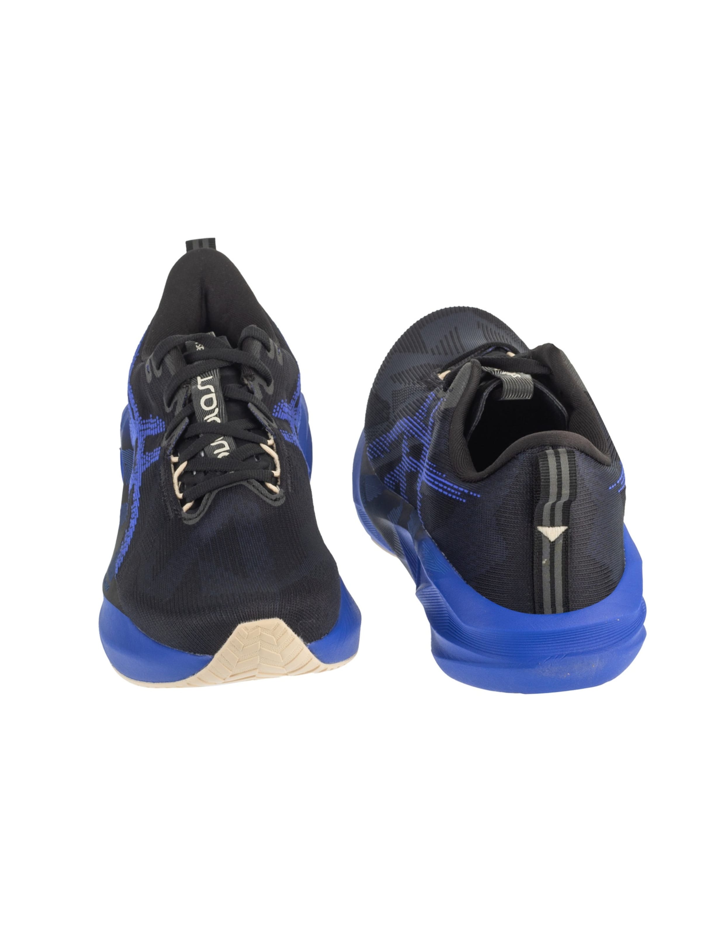 ASICS Loopschoen 'ASICS Novablast 5' in Zwart