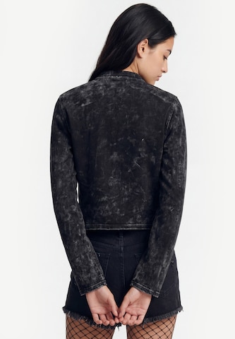 myMo ROCKS Between-Season Jacket in Black