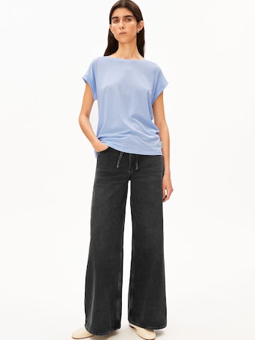 T-shirt ARMEDANGELS en bleu