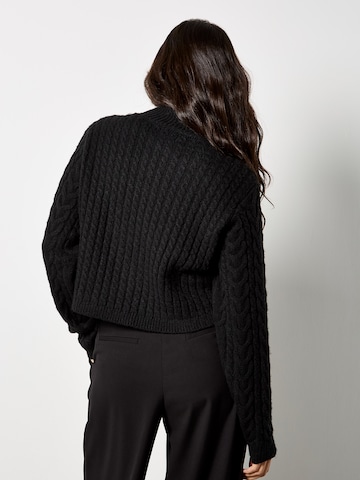 Apricot Cable Knit Wrap Jumper ' ' in Schwarz