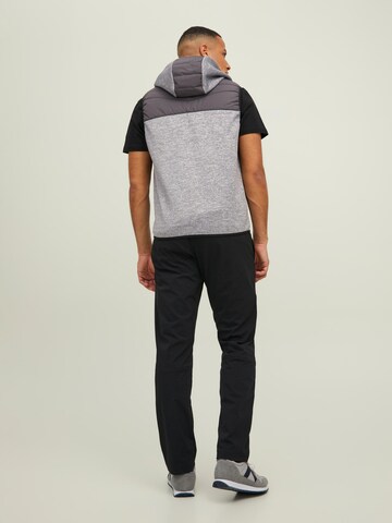 JACK & JONES Weste 'Berg' in Grau