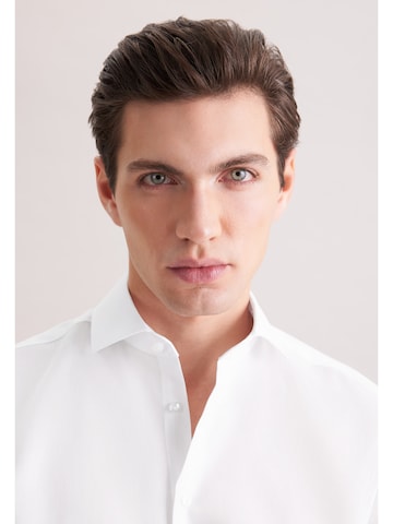 SEIDENSTICKER Regular Fit Hemd 'Schwarze Rose' in Weiß