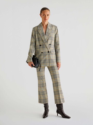 Regular Pantaloni de la Scalpers pe mai multe culori