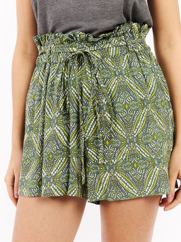 PROTEST Loosefit Hose 'PRTSmile' in Grün